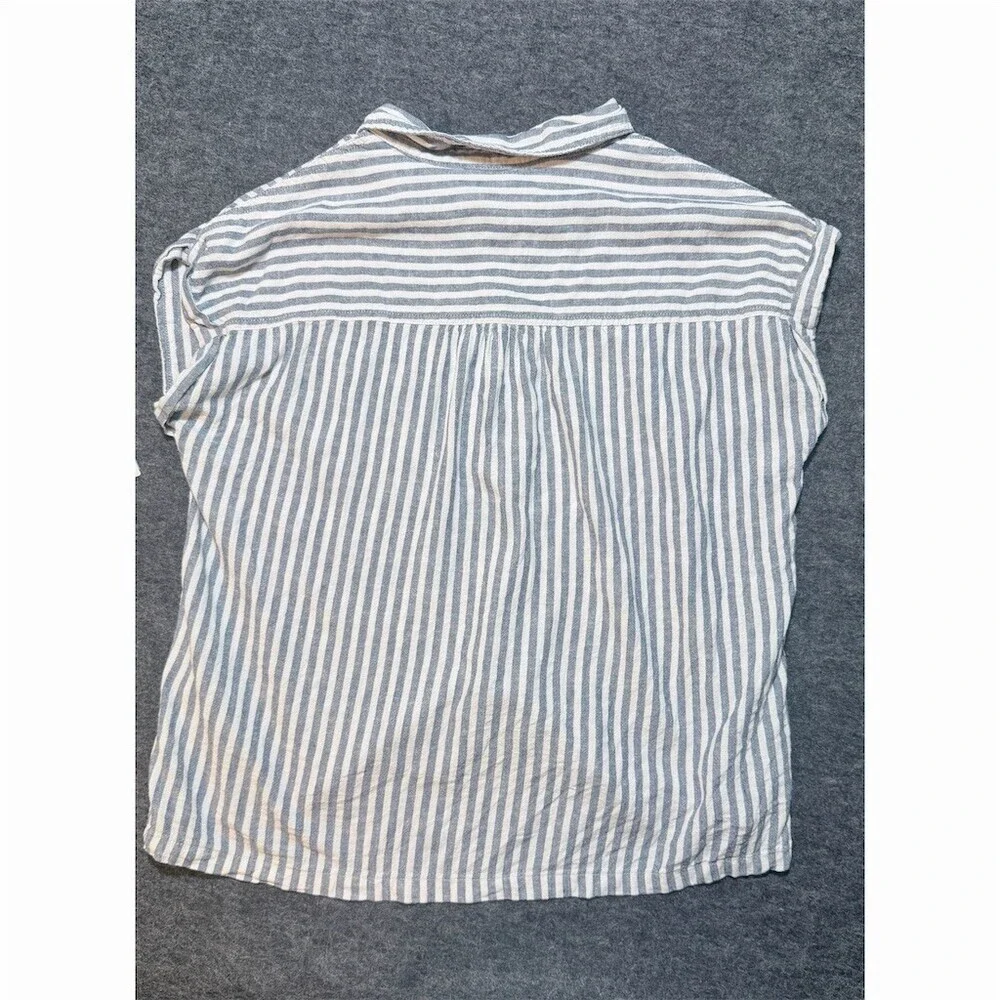 Orvis Shirt Womens Size M Blue & White Striped Button Front Collared Top - Picture 3 of 8